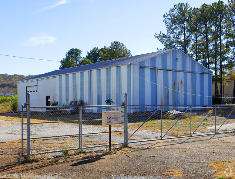 3610 Meridian St N, Huntsville, AL for lease - Building Photo - Image 2 of 6