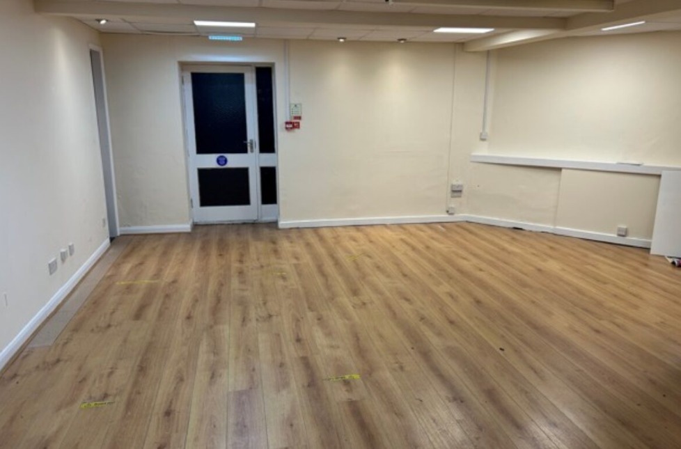 59-60 Fore St, Ivybridge for lease Interior Photo- Image 1 of 3