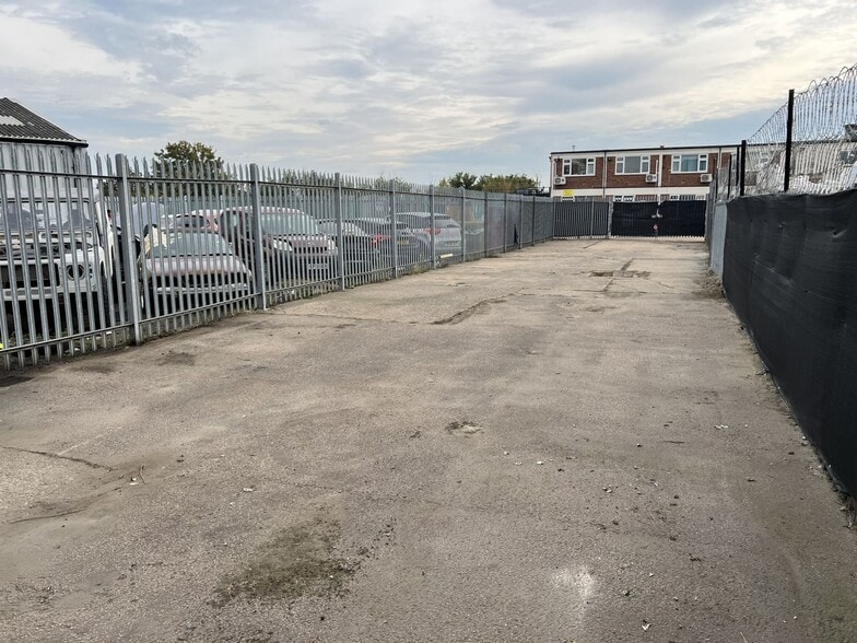 Askew Farm Ln, Grays for lease - Building Photo - Image 3 of 3