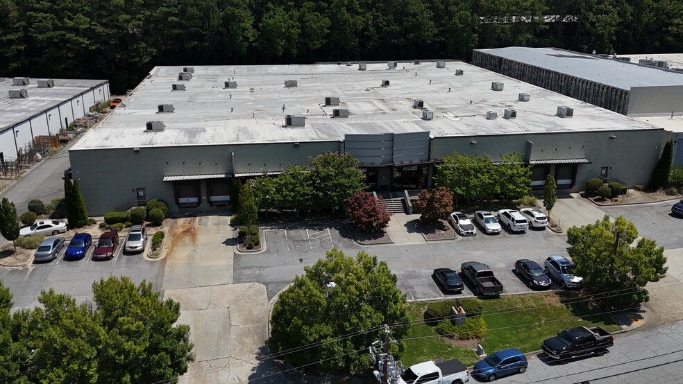 2279 Defoor Hills Rd NW, Atlanta, GA for lease - Building Photo - Image 2 of 5