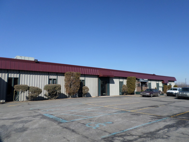 300 Laird St, Wilkes Barre, PA for lease - Building Photo - Image 1 of 4