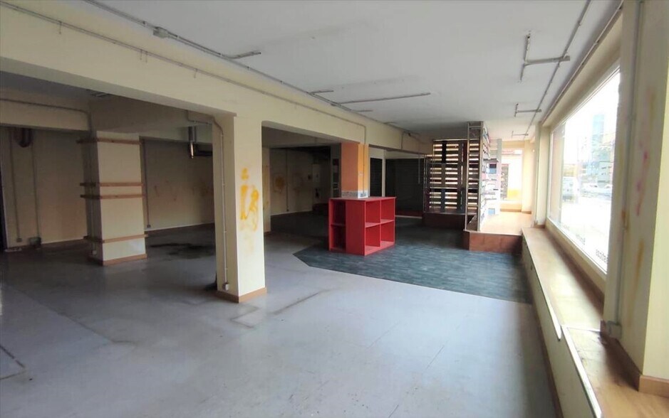 Retail in León for sale - Building Photo - Image 2 of 11