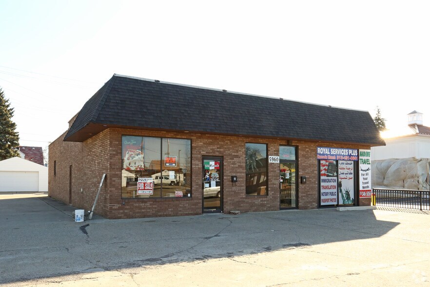 5960 Schaefer Rd, Dearborn, MI 48126