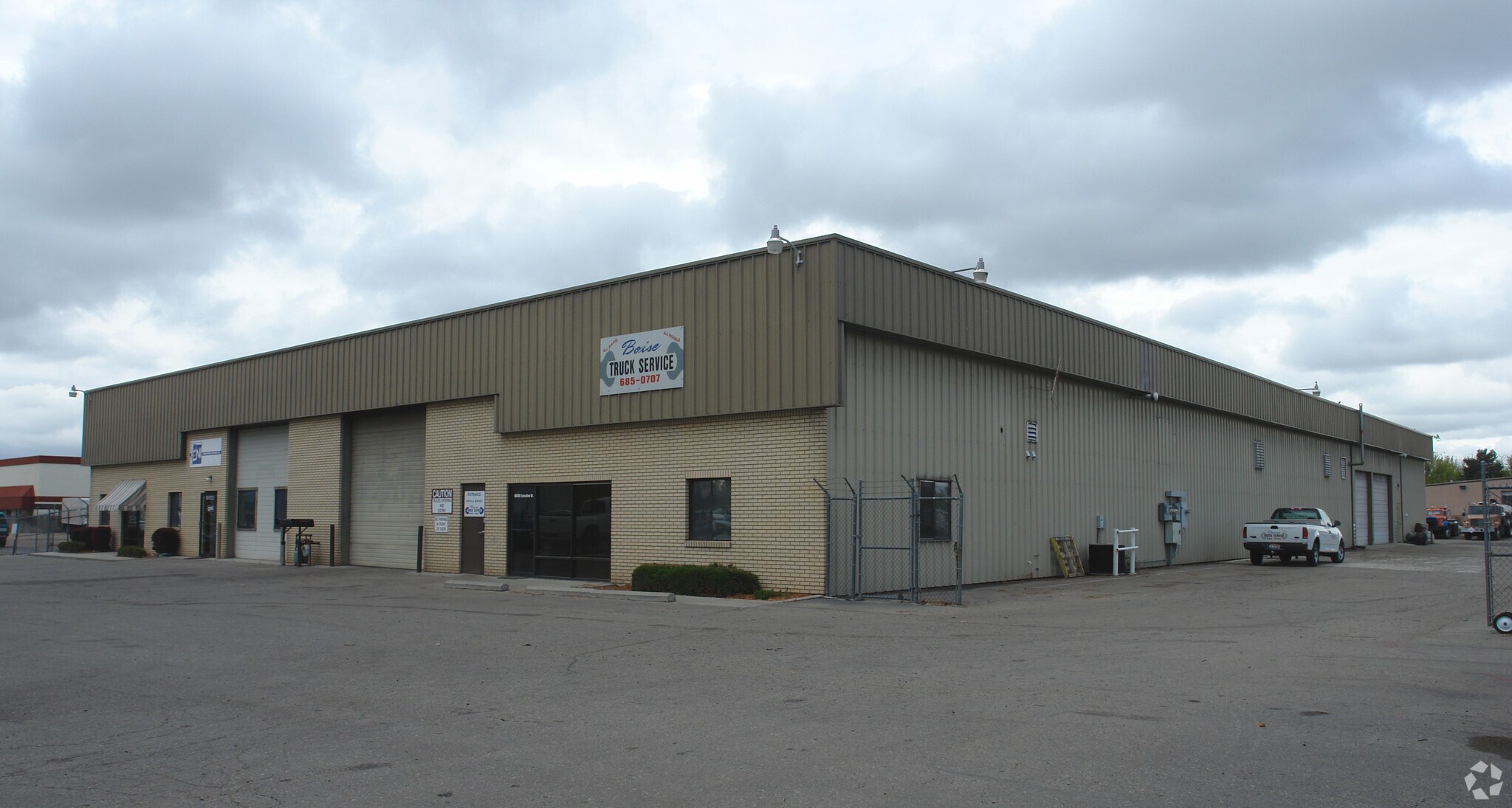 10830-10840 W Executive Dr, Boise, ID for sale Primary Photo- Image 1 of 1