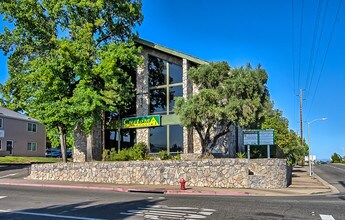 999 Mission De Oro Dr, Redding, CA 96003 | LoopNet