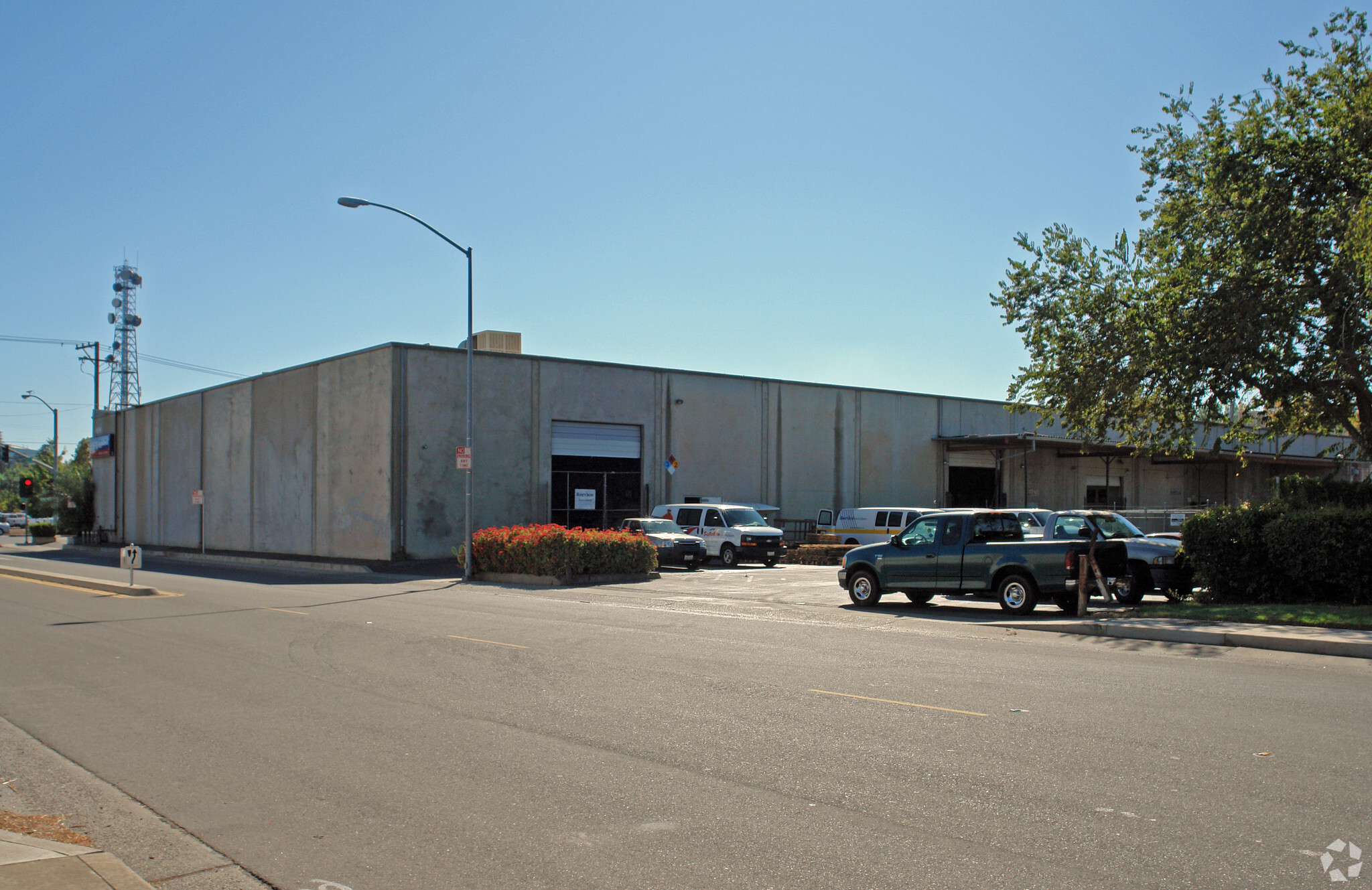 221-241 Richards Blvd, Sacramento, CA 95811 - Industrial for Lease ...