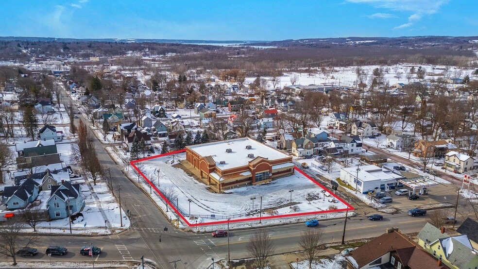 811 N Main St, Jamestown, NY for sale - Building Photo - Image 1 of 2