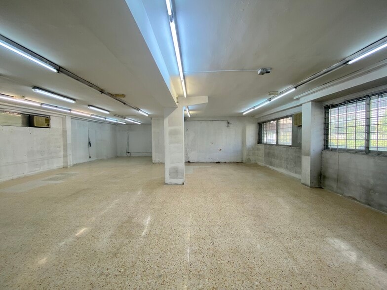 Calle de Nicaragua, 14, Madrid, Madrid for sale - Building Photo - Image 1 of 1