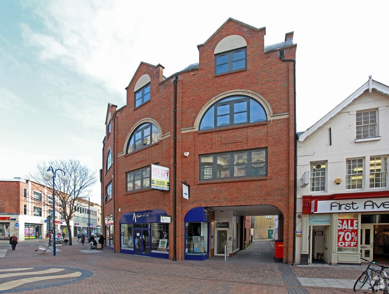 14-18 Fife Rd, Kingston Upon Thames for lease - Building Photo - Image 2 of 4