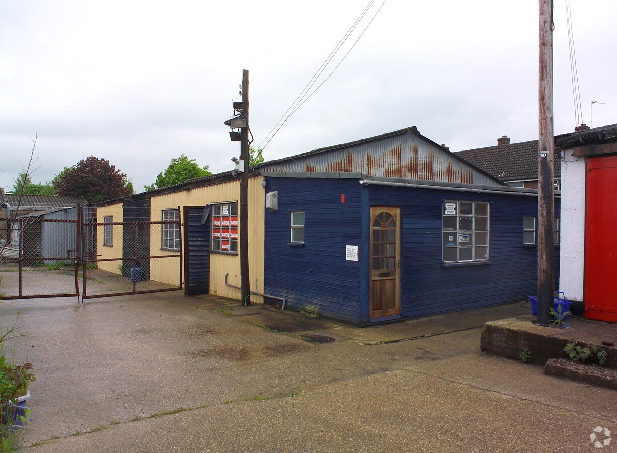 Unit 57 Reed Industrial Estate Amersham, BKM for Sale