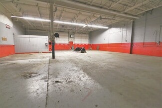 More details for 840 Cumberland Hill Rd, Woonsocket, RI - Office/Retail, Industrial for Lease