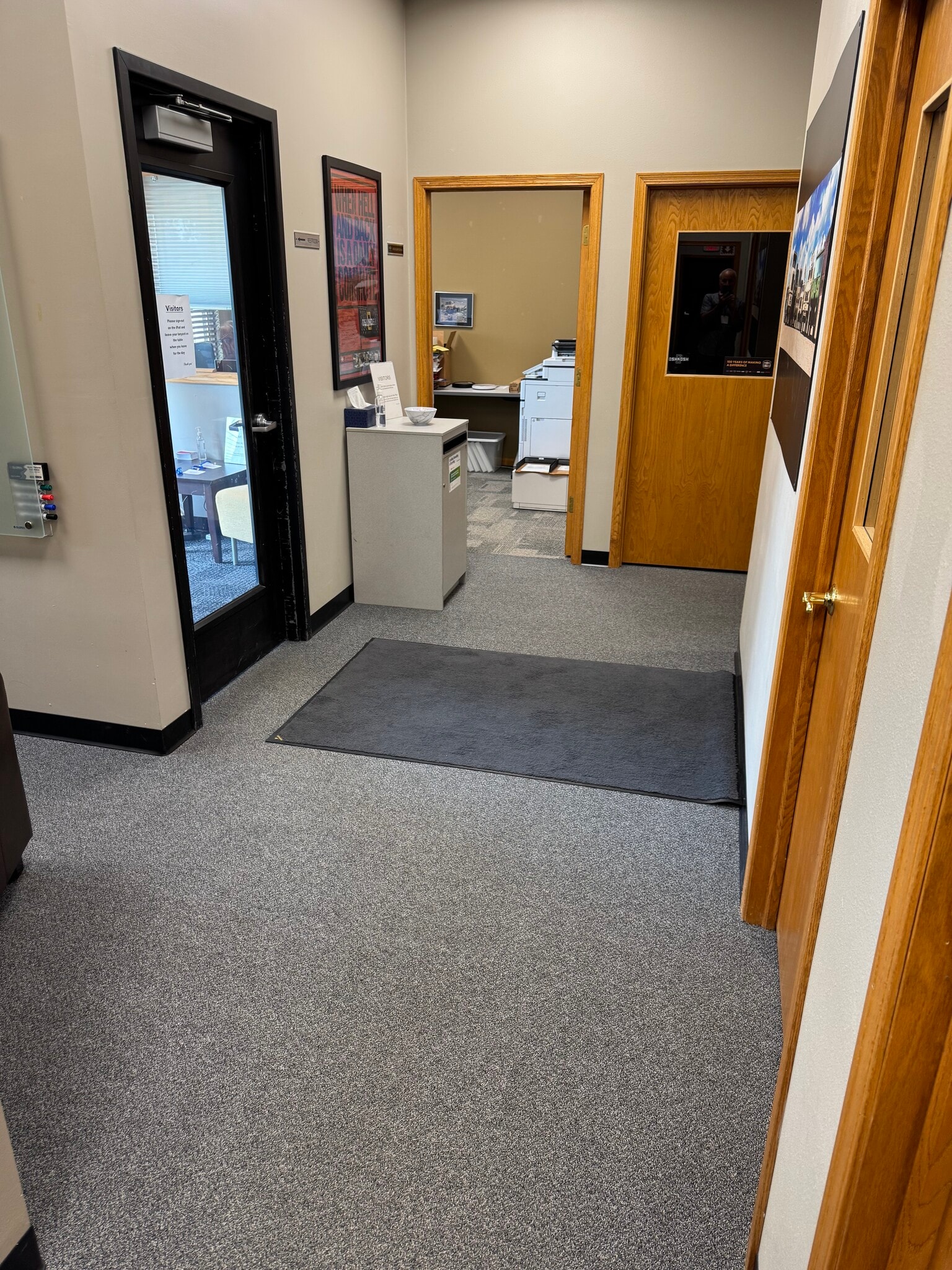 2200 S Washburn St, Oshkosh, WI for lease Interior Photo- Image 1 of 9