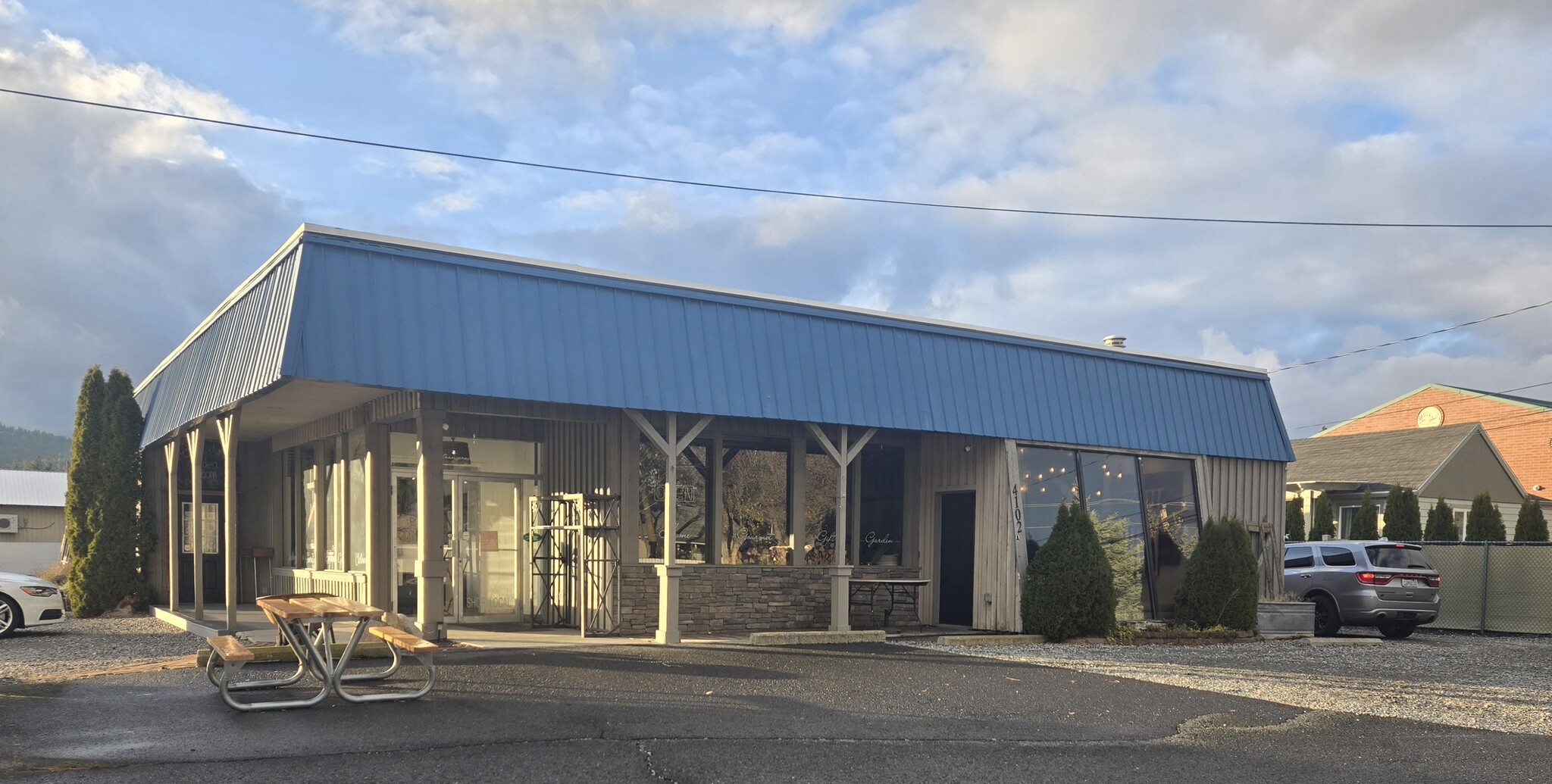 4102 S Bowdish Rd, Spokane, WA for lease Building Photo- Image 1 of 2