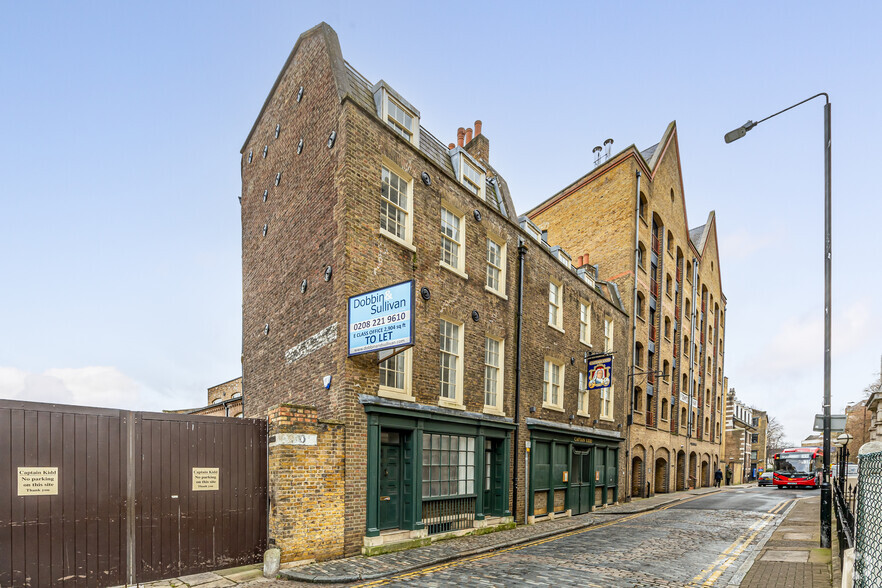 108-110 Wapping High St, London for lease - Primary Photo - Image 1 of 3