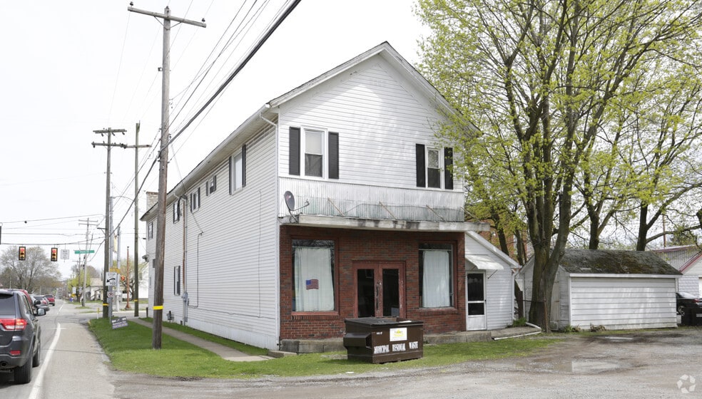 102 S Main St, Harrisville, PA 16038