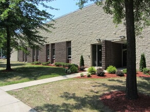 181 E Halsey Rd, Parsippany, NJ for lease Building Photo- Image 1 of 2