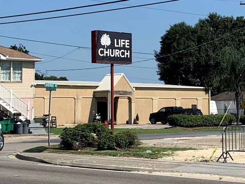 211 Westbank Expy, Westwego, LA 70094