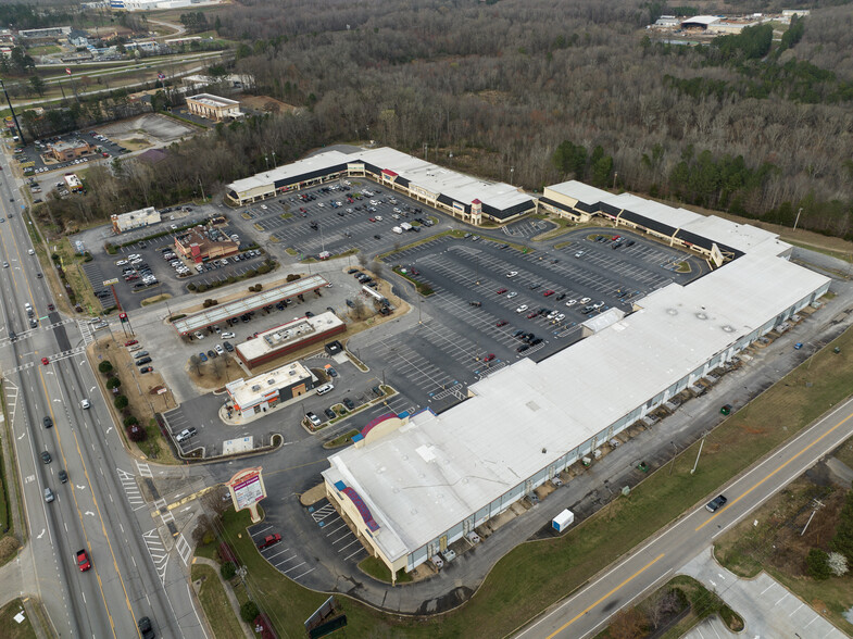 110-480 Banks Crossing Dr, Commerce, GA for lease - Building Photo - Image 3 of 18