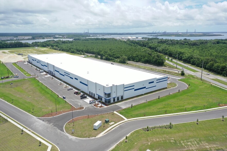 734 New Technology Boulevard, Lake Mary, FL for lease - Building Photo - Image 1 of 2