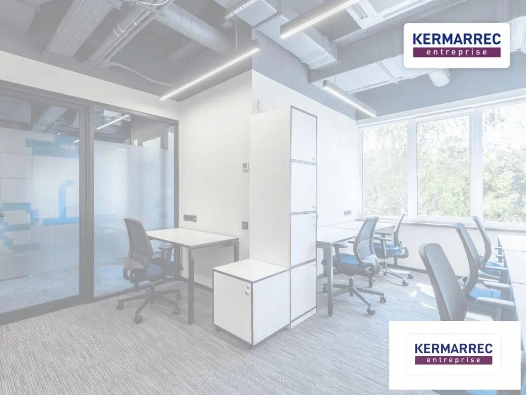 Office in Auray for sale Interior Photo- Image 1 of 2