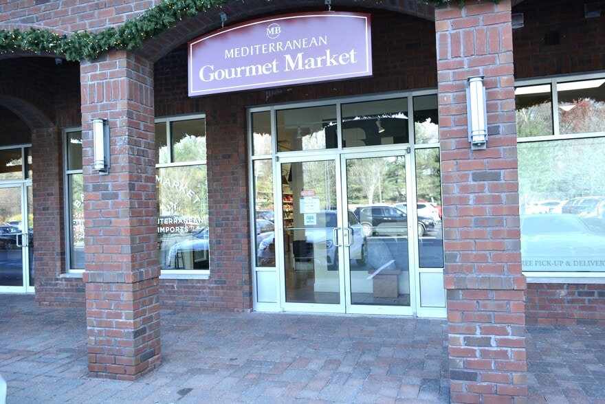 430 Bedford Rd, Armonk, NY for lease - Building Photo - Image 3 of 14