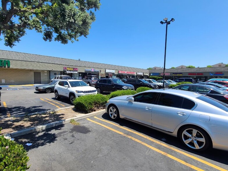 3560 Redondo Beach Blvd, Torrance, CA for lease - Building Photo - Image 3 of 6