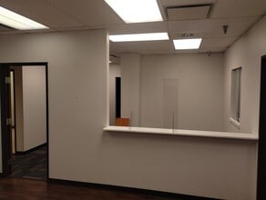 3737 N Meridian St, Indianapolis, IN for lease Interior Photo- Image 2 of 23