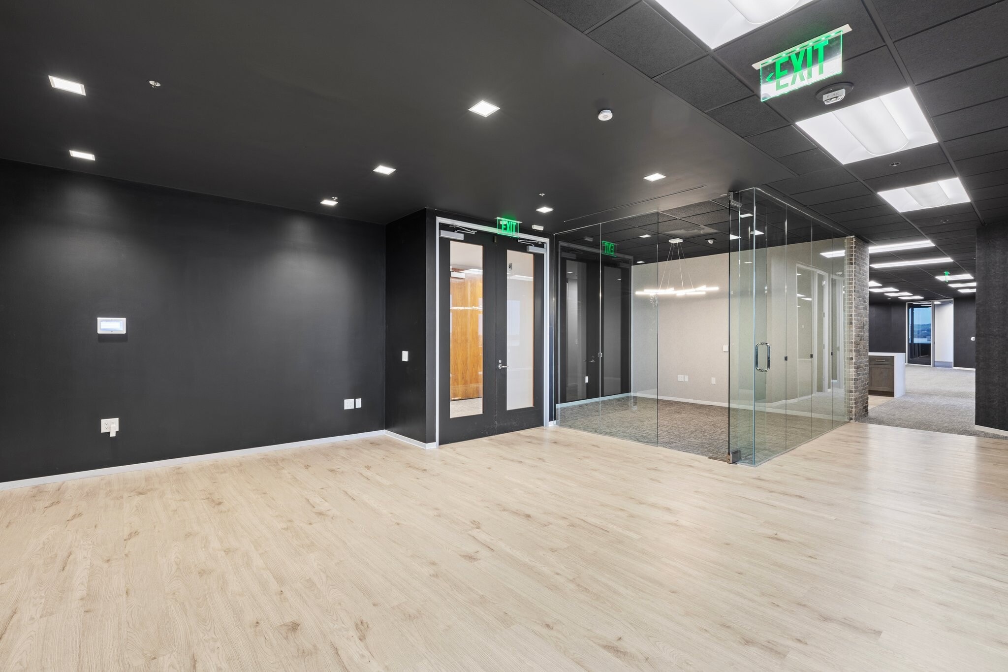 18200 Von Karman Ave, Irvine, CA for lease Interior Photo- Image 1 of 6