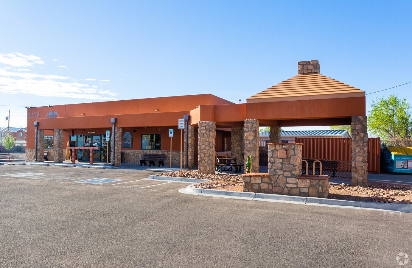 1208 Griegos Rd NW, Albuquerque, NM 87107