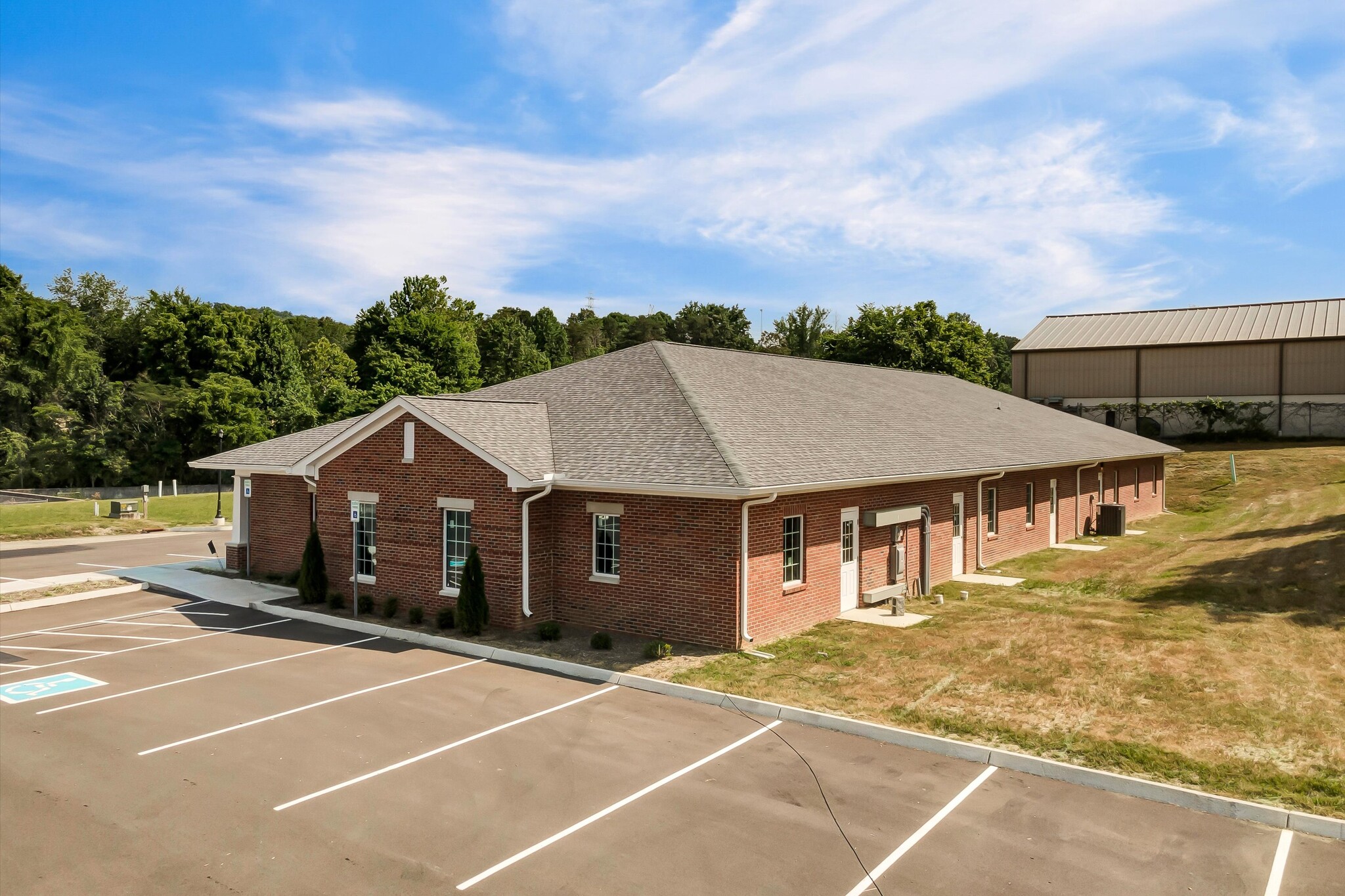 140-154 Legacy View Way, Knoxville, TN for sale Primary Photo- Image 1 of 5