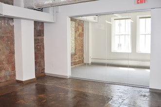 729 15th St NW, Washington, DC for lease Interior Photo- Image 1 of 4