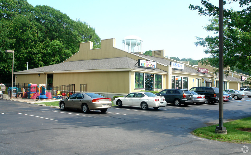 2168 Diamond Hill Rd, Woonsocket, RI for lease - Building Photo - Image 3 of 41