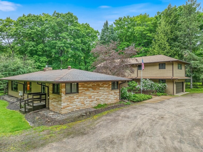 1181 4th Ave N, Park Falls, WI for sale - Primary Photo - Image 2 of 6