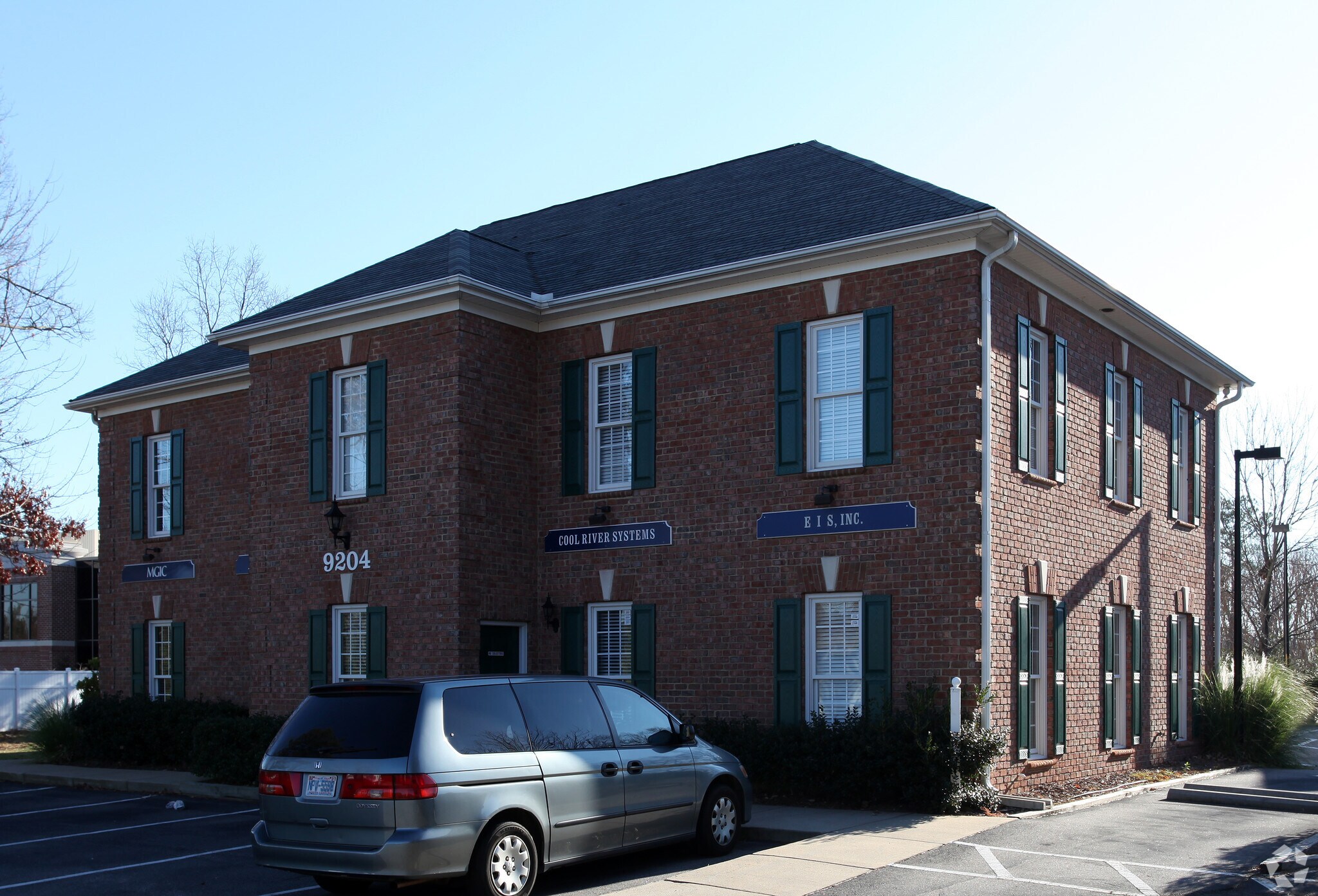 9204 Falls Of Neuse Rd, Raleigh, NC for sale Primary Photo- Image 1 of 1