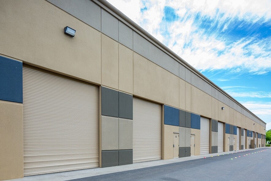 1235 Glenhaven Ct, El Dorado Hills, CA for lease - Building Photo - Image 3 of 9