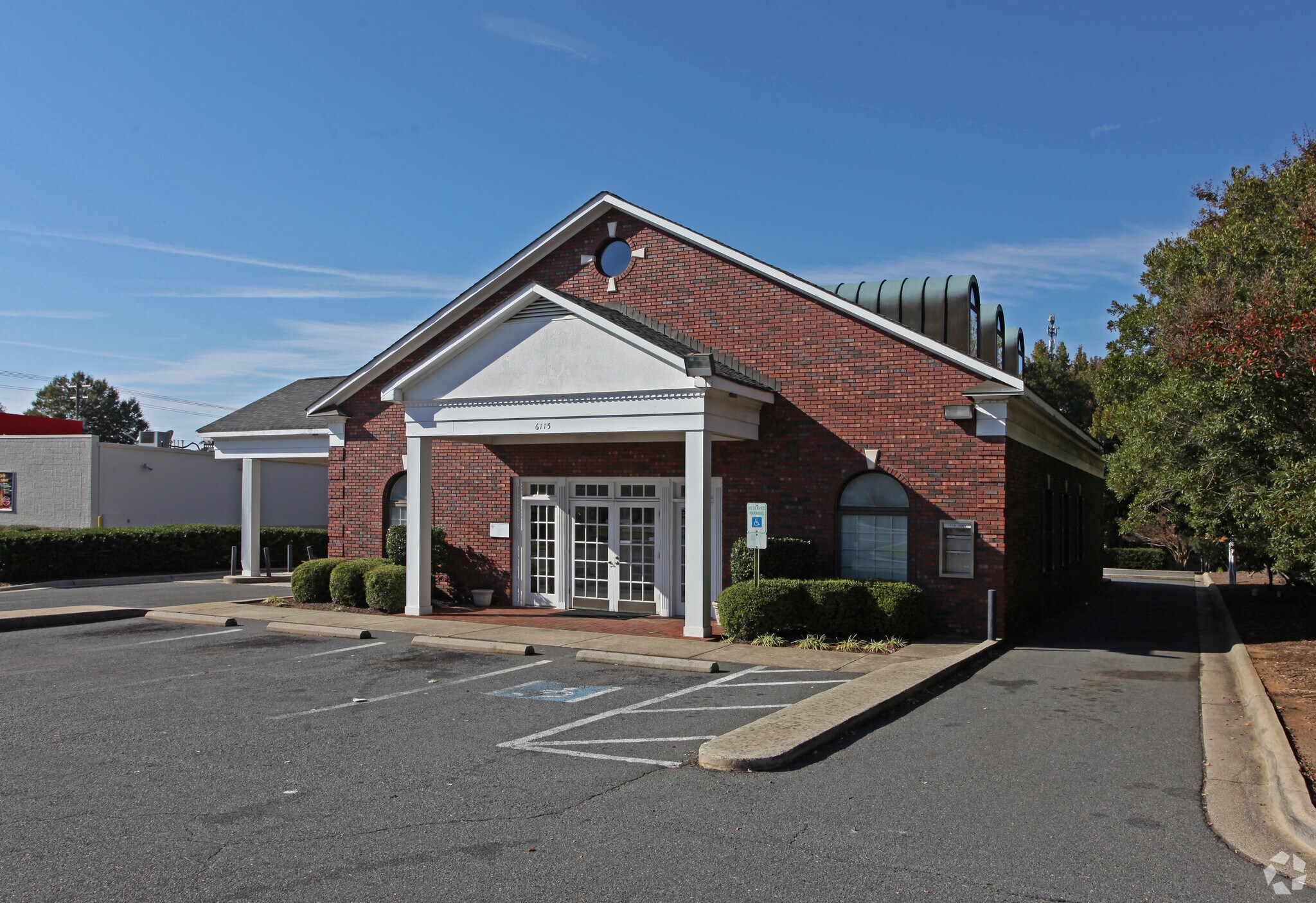 6115 Hickory Grove Rd, Charlotte, NC 28215 Office for Sale