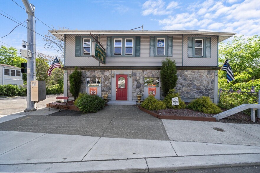 504 Route 32, Highland Mills, NY 10930