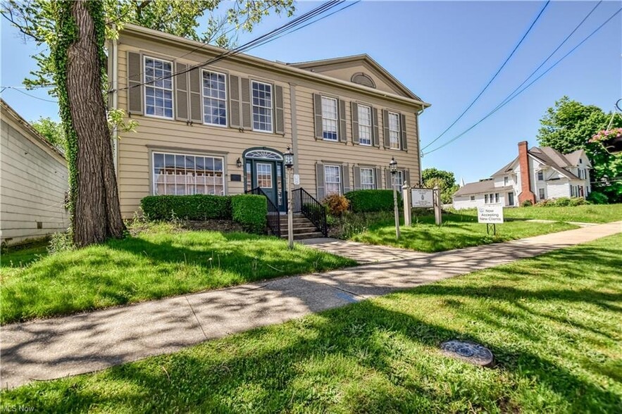 13-15 Main St, Madison, OH for sale - Primary Photo - Image 1 of 27