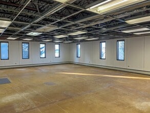 2445 13th Av, Regina, SK for sale Interior Photo- Image 2 of 4