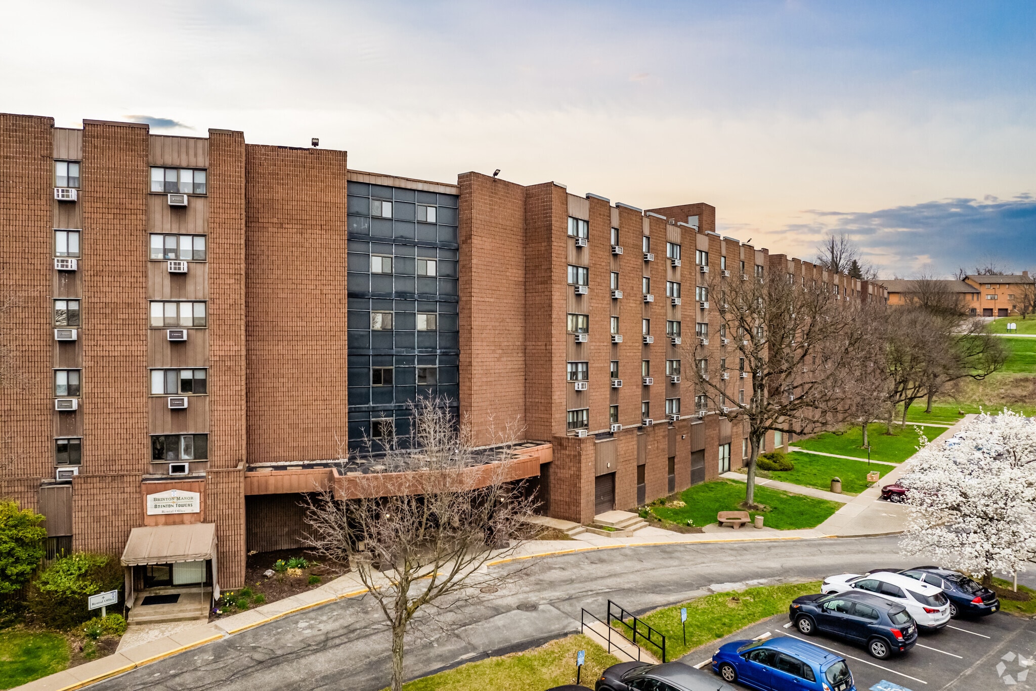 3000 Locust St, Pittsburgh, PA for sale Primary Photo- Image 1 of 1