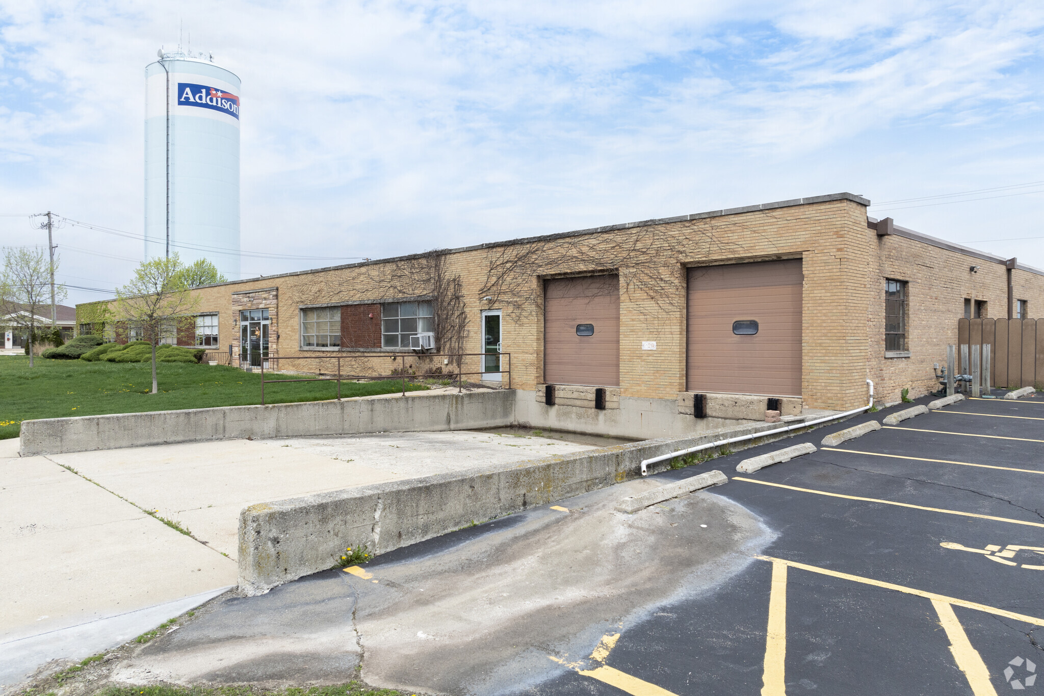 520 W Interstate Rd, Addison, IL for sale Primary Photo- Image 1 of 24