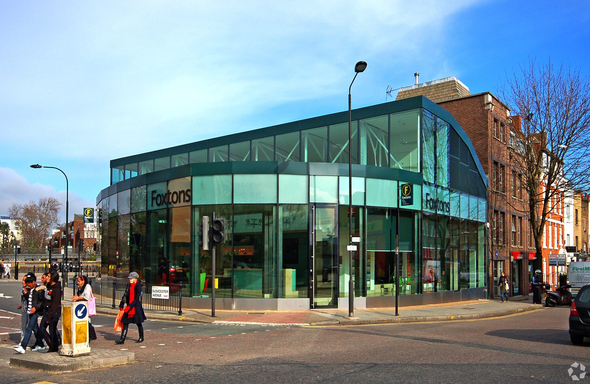 120 Parkway, London for sale Primary Photo- Image 1 of 1