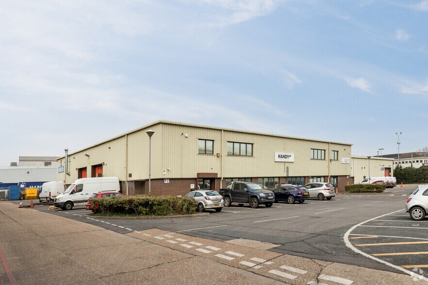 Edgington Way, Sidcup for sale - Primary Photo - Image 1 of 1