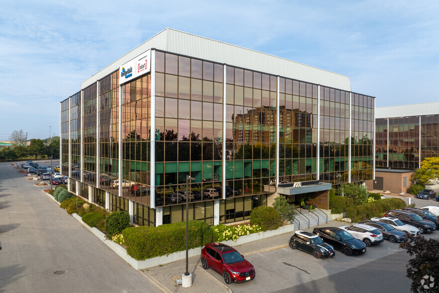 7050 Woodbine Ave, Markham, ON for lease - Building Photo - Image 2 of 5