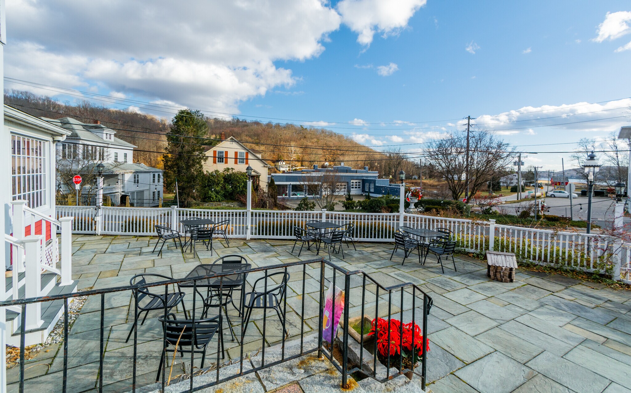 11 Main St, East Haddam, CT 06423 La Vita Restaurant