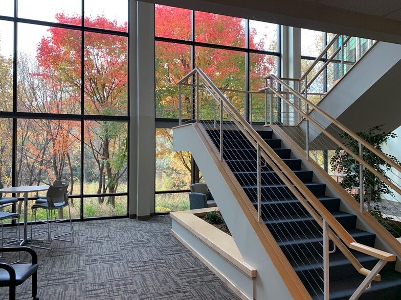 7777 Golden Triangle Dr, Eden Prairie, MN for lease - Interior Photo - Image 3 of 6