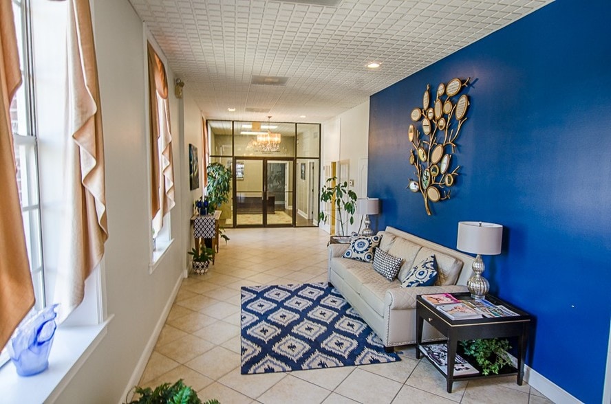 22 W Monument Ave, Kissimmee, FL for lease - Lobby - Image 3 of 28