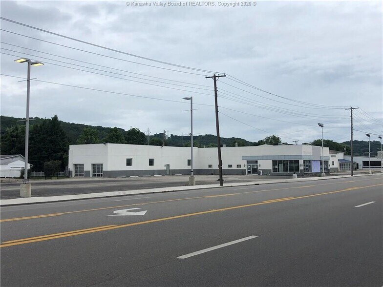 131 Maccorkle Ave SW, South Charleston, WV for sale - Building Photo - Image 1 of 1