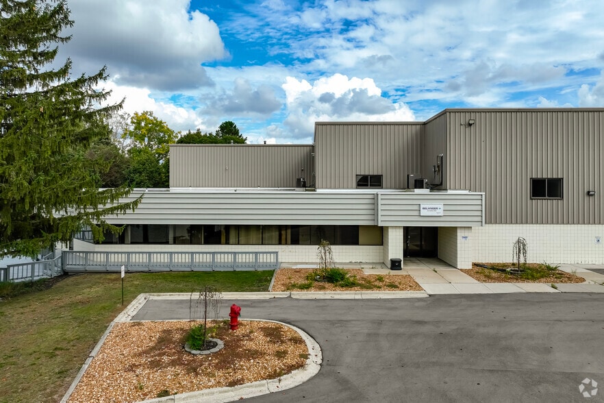 1001 Doheny Ct, Northville, MI for sale - Building Photo - Image 3 of 7