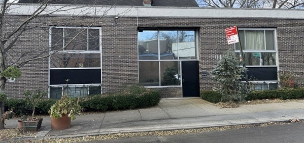 918 Pelham Pky S, Bronx, NY for lease Building Photo- Image 1 of 1